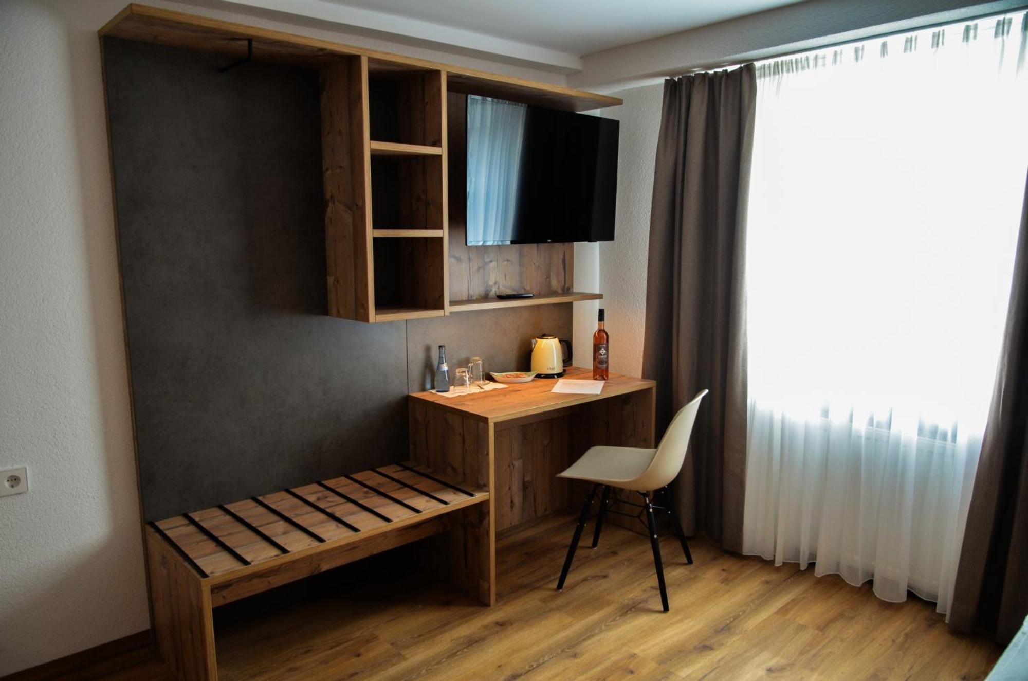 Gasthof Zum Ritter - A Cozy Historical Landmark ウルム 部屋 写真