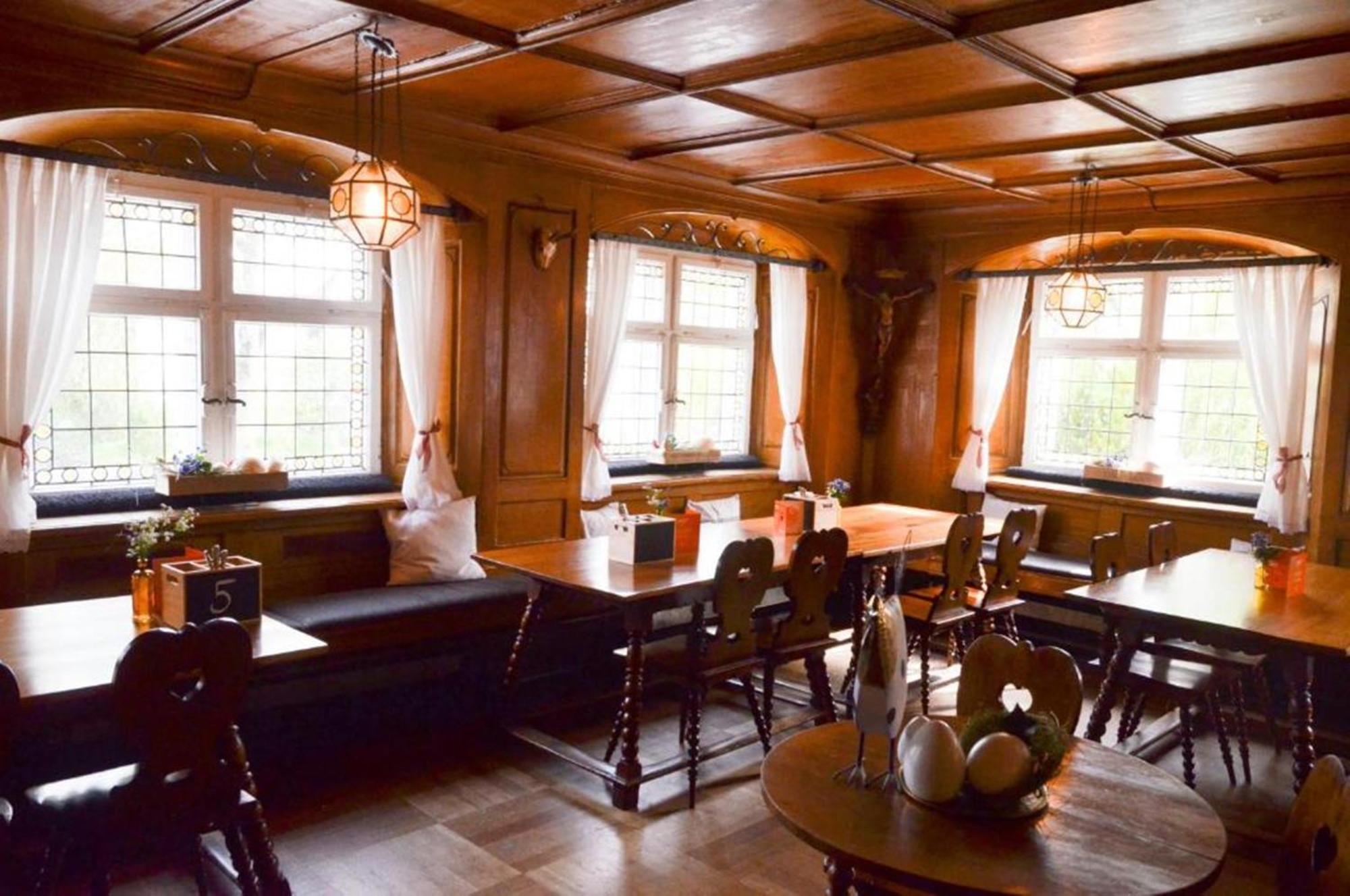 Gasthof Zum Ritter - A Cozy Historical Landmark ウルム エクステリア 写真